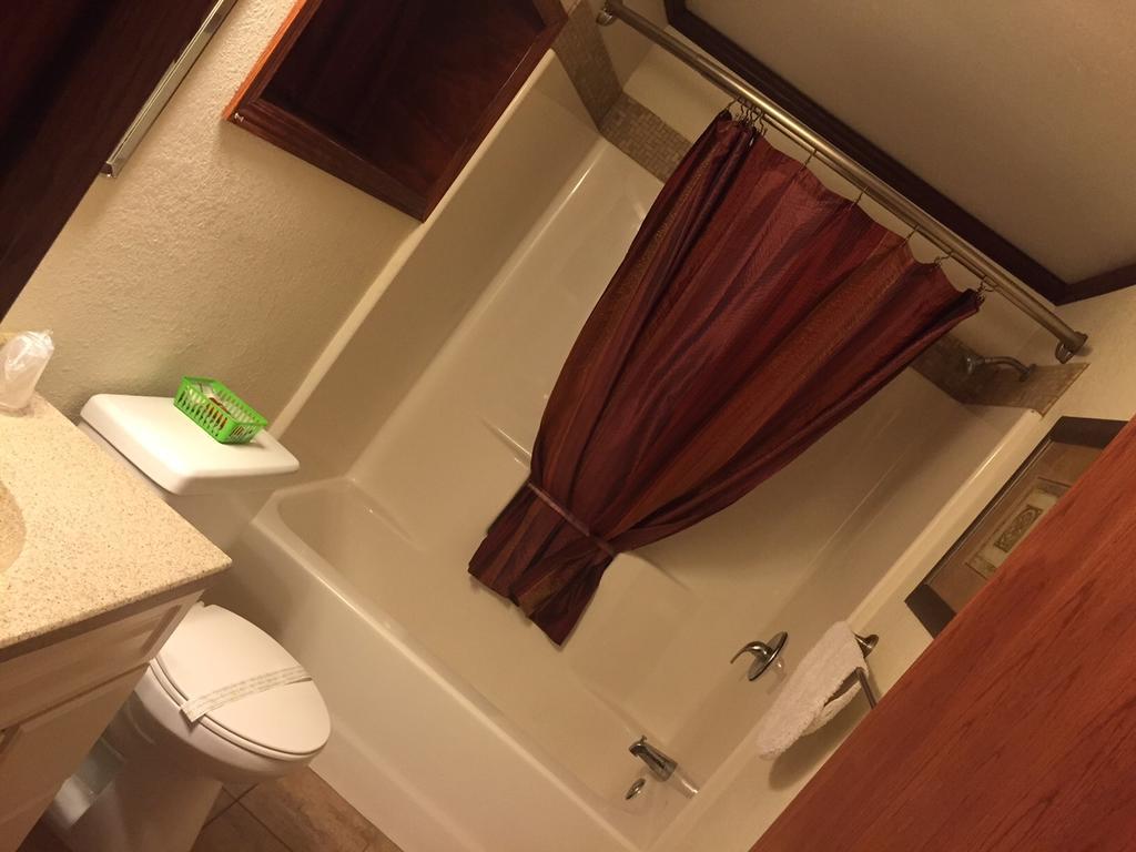 Highland Court Motel Fairmont Ngoại thất bức ảnh